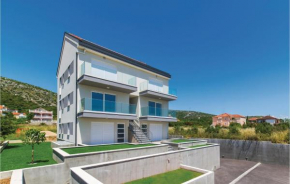Gorgeous Apartment In Trogir With House Sea View